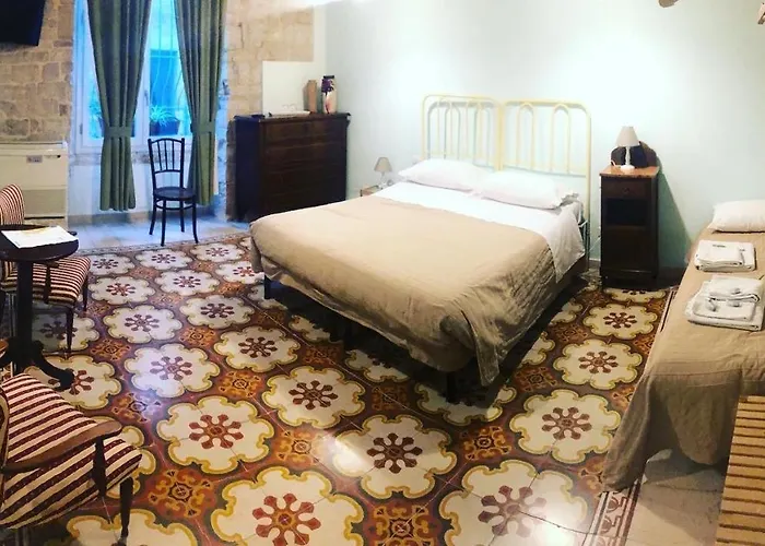 Palazzo Lupicini 3*