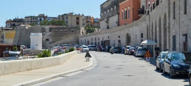Palazzo Lupicini Affittacamere Bisceglie