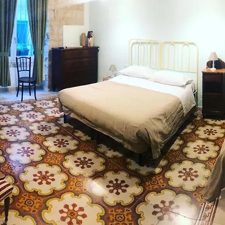 Palazzo Lupicini 3*