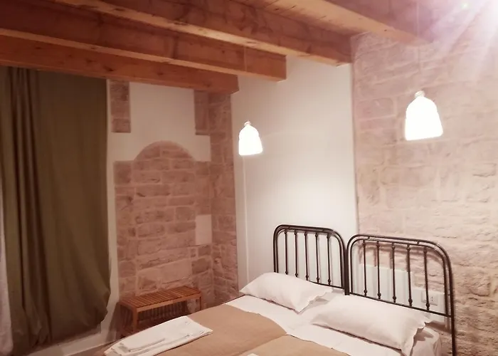 Palazzo Lupicini Konukevi 3*